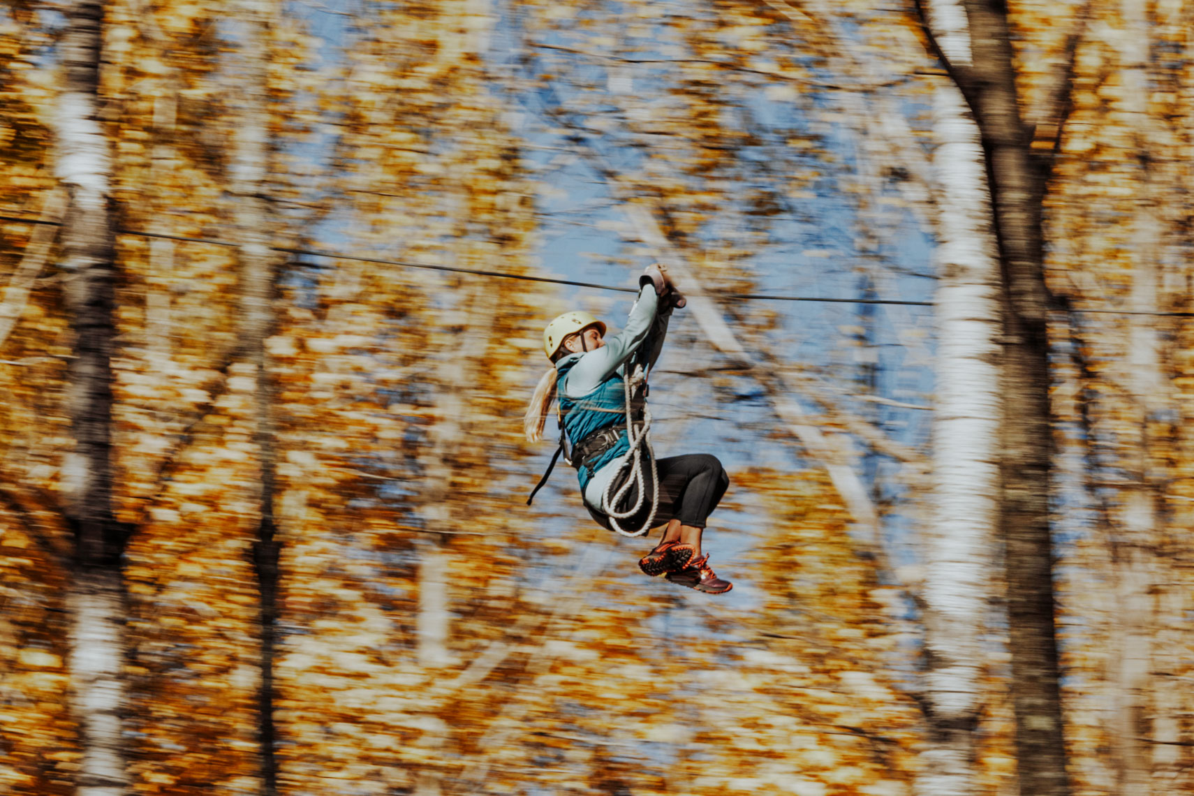 Day1_Zipline_Card03_003983